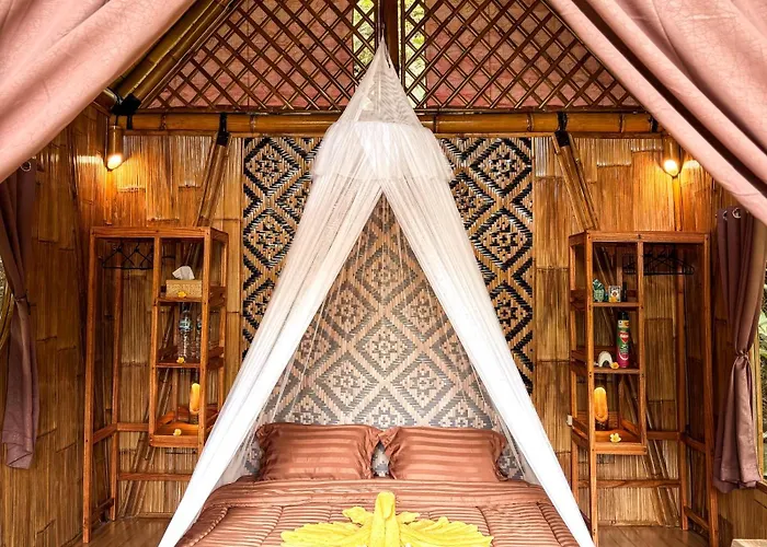 ロッジ Alasari Hidden Bamboo Retreat In The Jungle