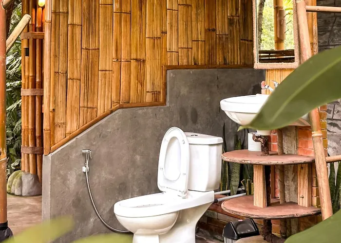 ロッジ Alasari Hidden Bamboo Retreat In The Jungle