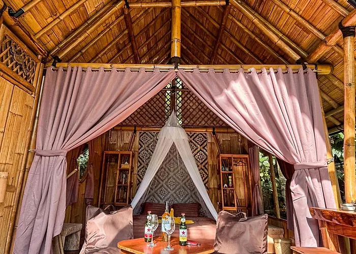 Alasari Hidden Bamboo Retreat In The Jungle ロッジ *