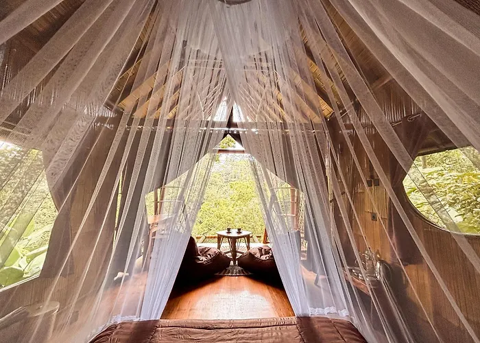 ロッジ Alasari Hidden Bamboo Retreat In The Jungle *