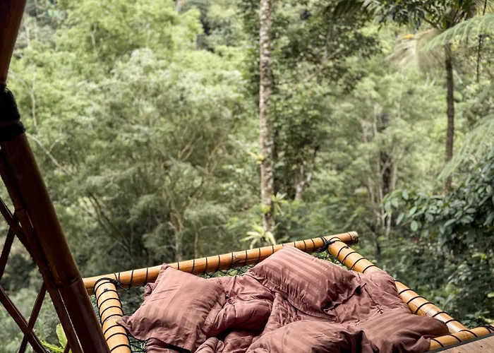 ロッジ Alasari Hidden Bamboo Retreat In The Jungle