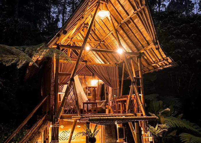 ロッジ Alasari Hidden Bamboo Retreat In The Jungle