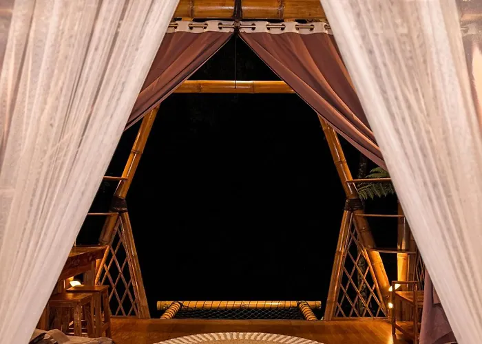Alasari Hidden Bamboo Retreat In The Jungle ロッジ *