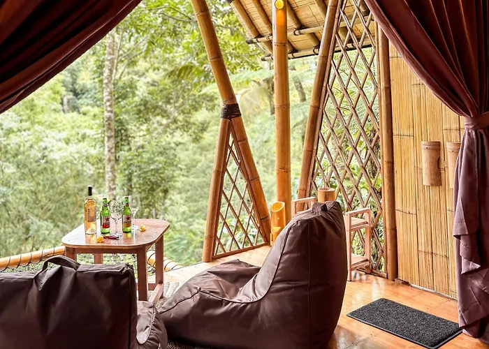 ロッジ Alasari Hidden Bamboo Retreat In The Jungle