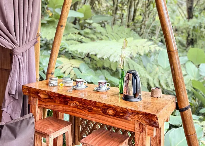 Alasari Hidden Bamboo Retreat In The Jungle ロッジ