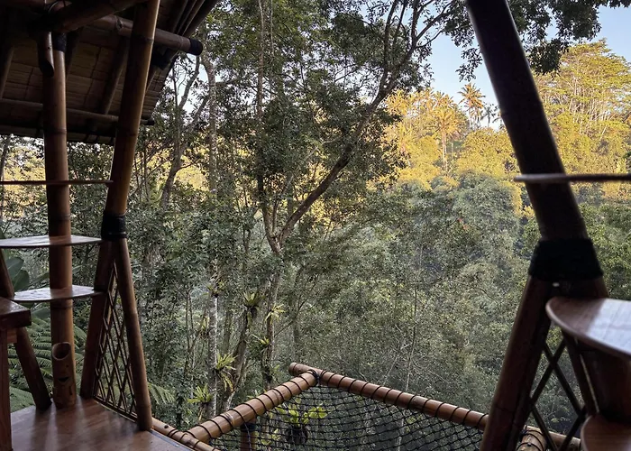 Alasari Hidden Bamboo Retreat In The Jungle * Seribatu