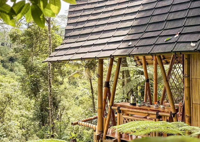 Alasari Hidden Bamboo Retreat In The Jungle Seribatu