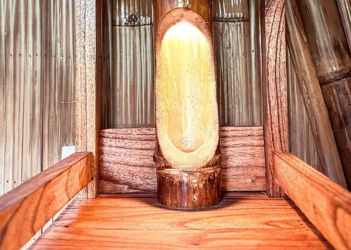 ロッジ Alasari Hidden Bamboo Retreat In The Jungle